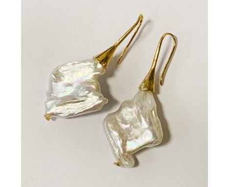 14K GILT SILVER BAROQUE PEARL EARRINGS