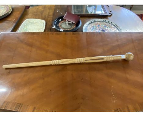 Vintage hardwood knobkerrie type walking stick, 80cm long