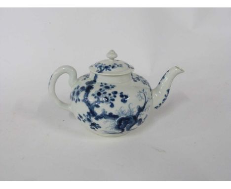 Early Worcester teapot circa 1758 decorated with the root pattern
