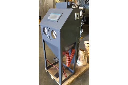 Trinco Dry Blast Cabinet W Bp Dust Collector Model 24