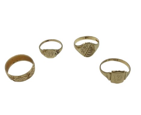 Collection of 4, 9 ct gold rings (3 signet rings and a wedding band) 10.85 g, sizes V, R, V and U 