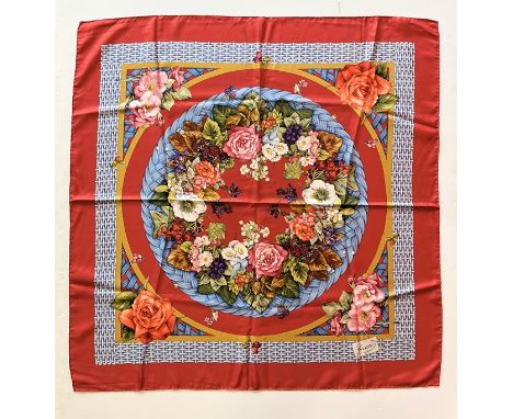 Gucci Carré. Flora-Print nach den Entwürfen von Vittorio Accornero. Seidentwill. 85 x 85 cm