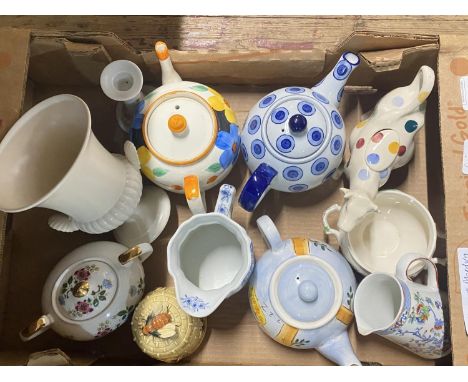 A selection of antique and modern ceramics including, Emma Bridgewater, Old Chelsea &amp; Wedgewood etc.