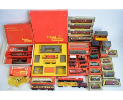 Extensive collection of vintage Tri-ang, Tri-ang Hornby and Wrenn Railways OO gauge rolling stock, accessories, buildings etc
