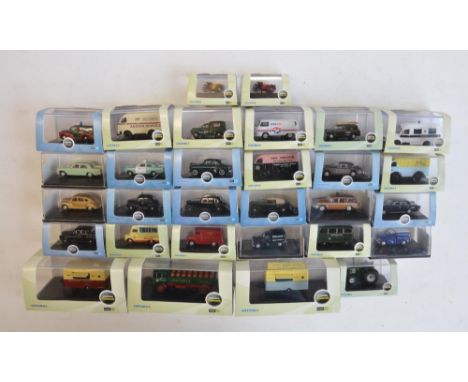 Thirty 1/76 scale OO gauge diecast vehicle models from Oxford Diecast to include Commercial and Automobile Company range mode