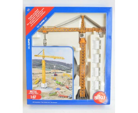 Siku 1/87 scale diecast Liebherr tower crane, item 8899. Contents as new/unused, box good/very good 