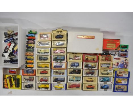 Collection of Lledo, Oxford and Matchbox diecast model vehicles, contents mostly mint/near mint, boxes vary see photos. Also 
