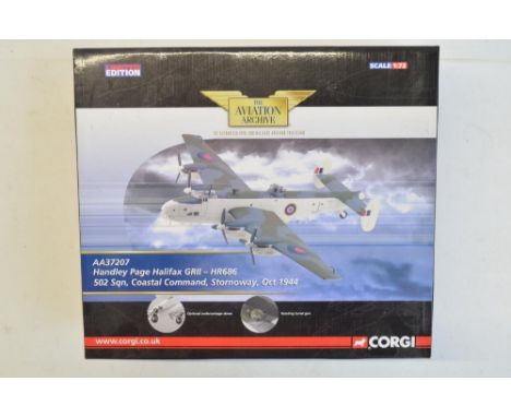 Rare limited edition 1/72 scale Corgi Aviation Archive AA37207 Handley Page Halifax GRII, 502 Sqn Coastal Command, 363/1000. 