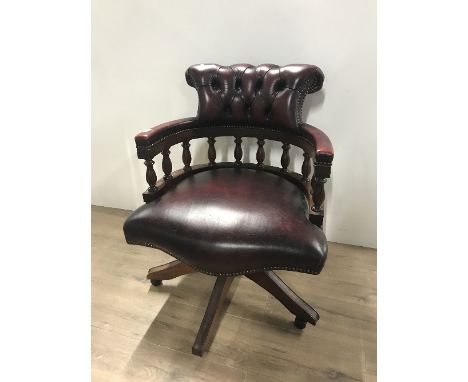 LEATHER BUTTON BACK CAPTAINS SWIVEL CHAIR