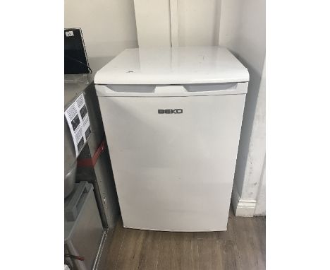WONDERFUL BEKO UNDER BENCH FRIDGE