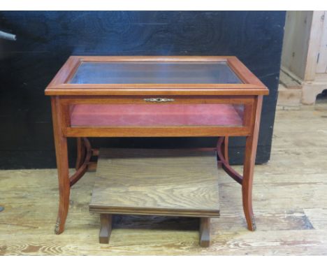A Bijouterie Checkered Inlayed Display Table with bevelled edge glass and Oak Book Stand