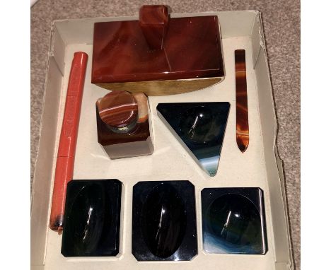 POLISHED AGATE INKWELL, INK BLOTTER, PAPER KNIFE, TRENCHER TRAYS AND WAX 