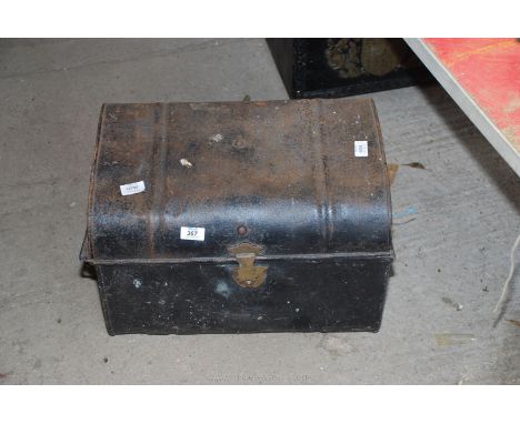 Dome top metal trunk 19'' x 13'' x 14'' high.