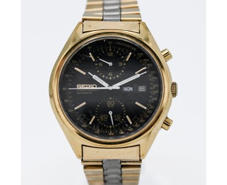 Seiko, a gents Chronograph automatic date wristwatch.