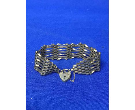 GOLD GATE BRACELET 