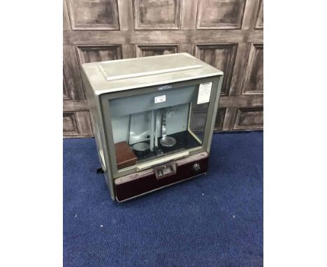 SET OF CASED SCIENTIFIC SCALES