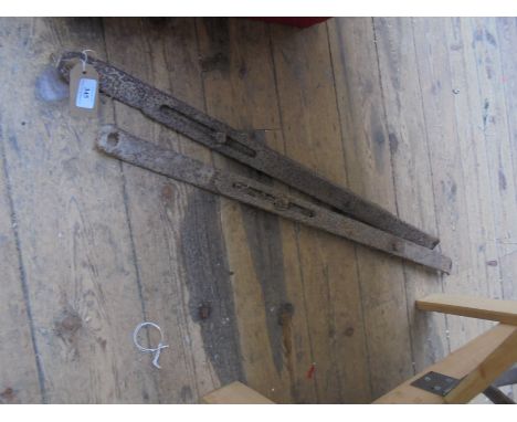 (x2) Metal tractor linkage bars