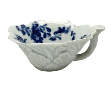 First period Worcester blue and white butter boat, decorated in the Mansfield pattern c1758-1760, with geranium leaf moulded 