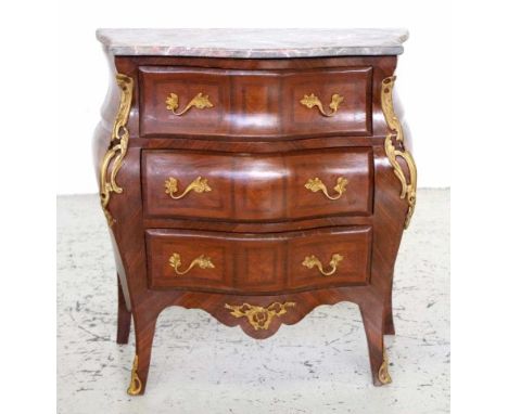 Louis XV style commode chest of drawers with marble top and ormolu mounts, 72cm wide, 38cm deep, 77cm high approx