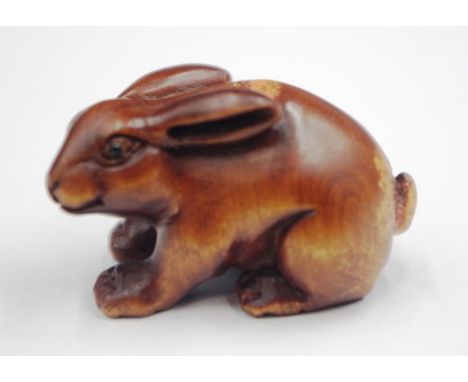 Japanese carved wood rabbit netsuke 4cm length approx.