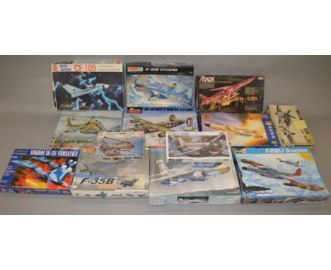 13 x 1:48 scale model aircraft kits, various manufacturers. Viewing recommended