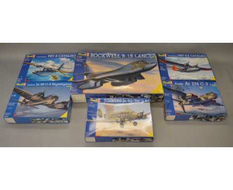 6 x Revell 1:48 scale model aircraft kits. Viewing recommended.