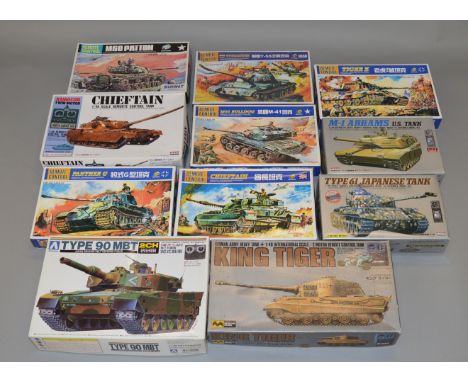 11 x 1:48 scale motorised military model kits. Viewing recommended