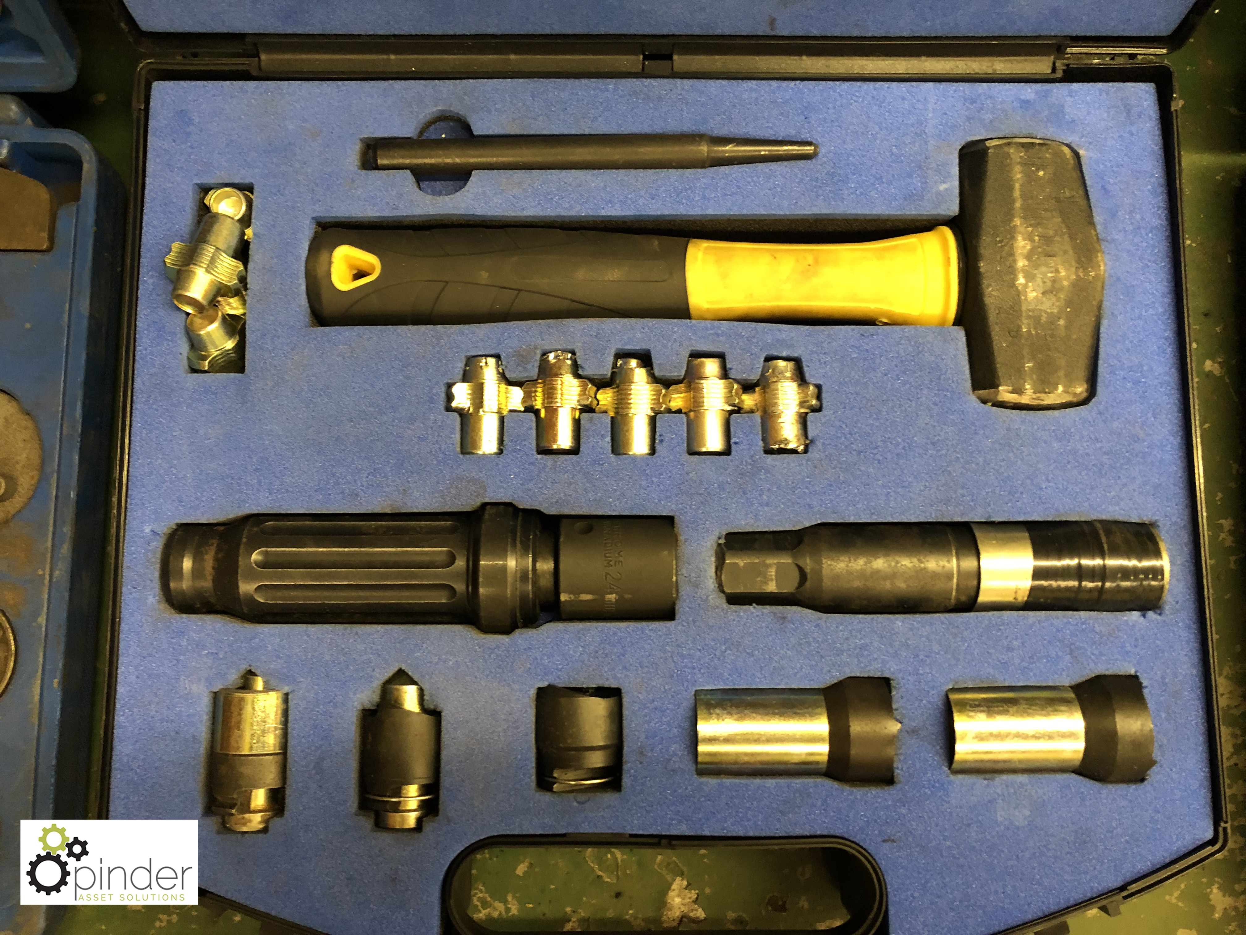 Dynomec Locking Wheel Nut Remover Dynomec Locking Wheel Nut Remover