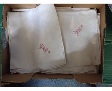 A COLLECTION OF VINTAGE LINEN NAPKINS with the crest of 'Lord Graves'