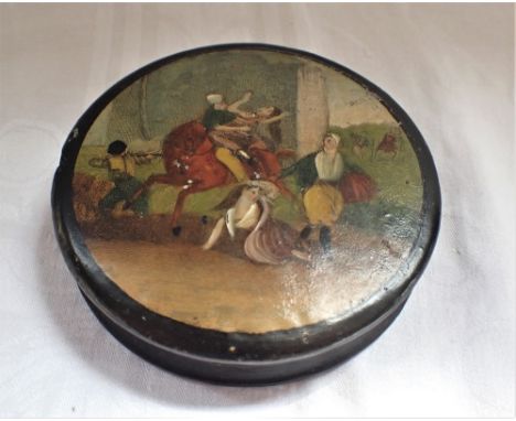 A 19TH CENTURY PAPIER MACHE SNUFF BOX WITH A SCENE PAINTED ON THE LID