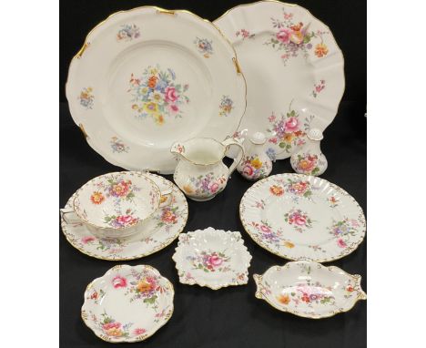 Royal Crown Derby ‘Derby Posies’ pattern ware including; a large plate, 26cm dia, a pair of smaller moulded plates, 19cm , tr
