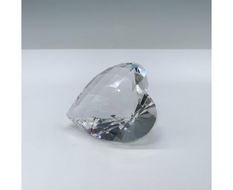 A stunning clear crystal heart with diamond-shaped cuts. Swarovski swan mark. 656680. This item has its original box. Box mea