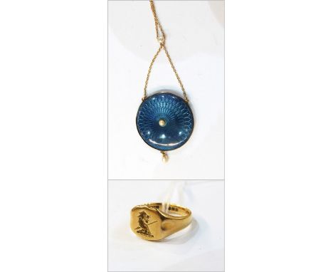 18ct gold sovereign ring, size Q approx, 8.6g and an early 20th century 15ct gold and enamel pendant on chain, the circular b