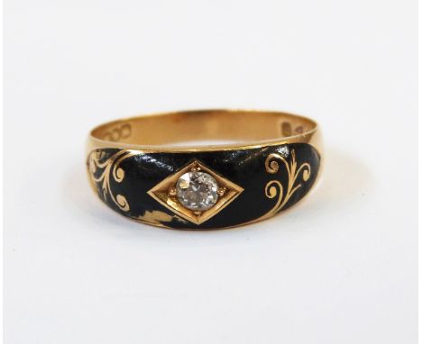 Victorian 18ct gold, diamond and black enamel mourning ring set single stone, in lozenge-pattern surround and flanked by gold