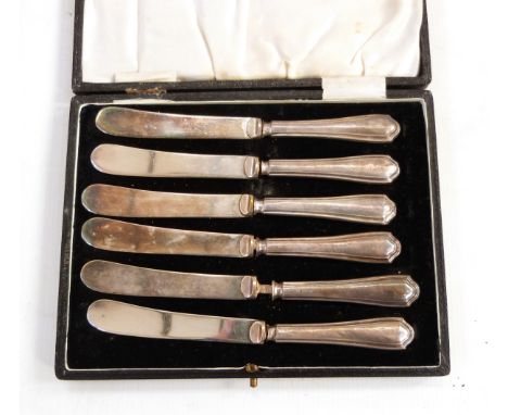 Set of six silver-handled afternoon tea knives, Sheffield 1931, with angular handles, in case and a small quantity of various