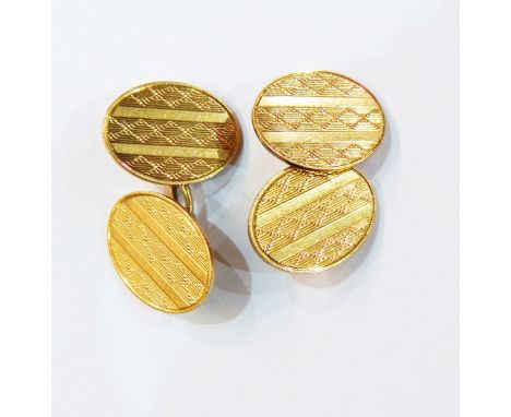Pair of 18ct gold chain-pattern cufflinks, each oval with engine-turned decoration, 11.8g total 
