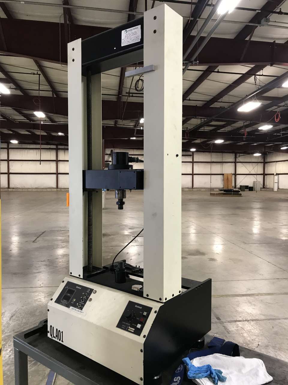 United TM10 Tensile Compression Universal Test Machine, 10,000 lbs