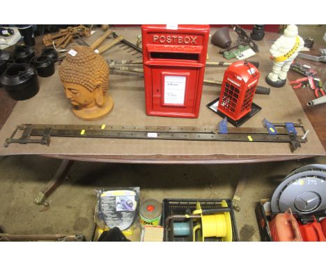 A Record 135 sash clamp and one other 