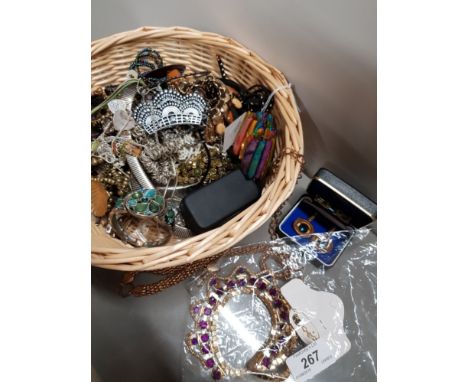 WICKER BASKET FULL OF COSTUME JEWELLERY PIECES DRESS RINGS ETC