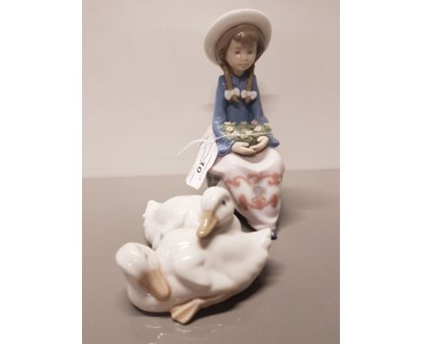 LLADRO FIGURE 5554 PRETTY AND PRIM SMALL CHIP ON GIRLS HAT AND NAO DUCKS