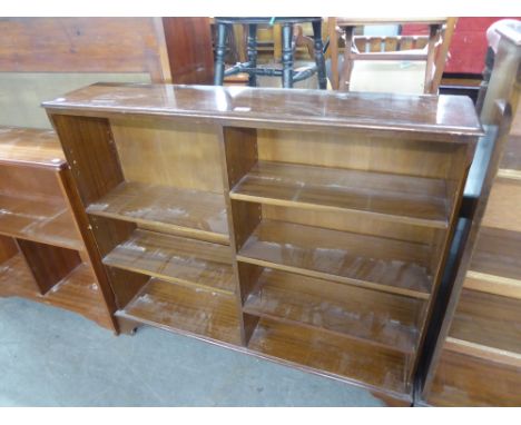 GEORGIAN STYLE MAHOGANY OPEN BOOKCASE, WITH FOUR ADJUSTABLE TIERS AND ON BRACKET FEET AND A SIMILAR BOOKCASE OF TWO TIERS OF 