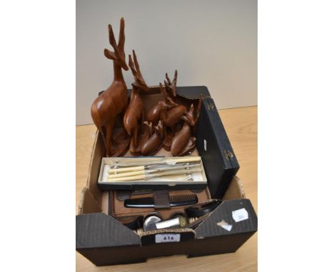 A vintage gentlemans leather toilet case, four bone handled knives, a cased set of butter knives, cake forks and seven vintag