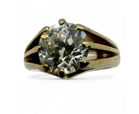 An estimated 2.82 carat diamond set gentlemen's ring in yellow precious metal stamped "18c". Accompanied by a copy of an insu