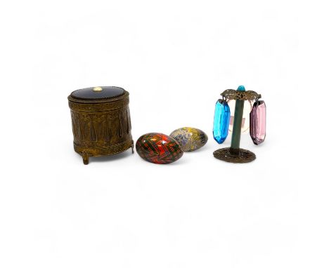 Assorted items, to include an Arts & Crafts brass musical table compact, a set of three intaglio salt cellars with matching e