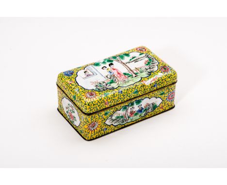 CANTON ENAMEL TEA CADDYChina, Qing Dynasty. Canton enamel. With figural depictions of court ladies and boys amongst scrolling