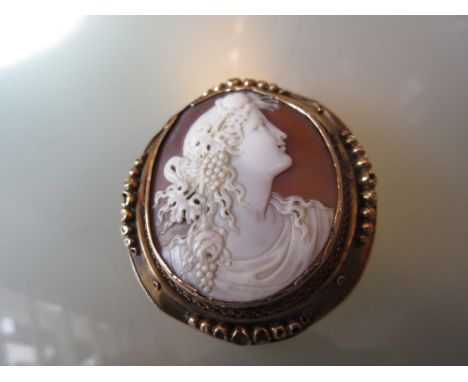 19th Century gold mounted oval carved shell cameo portrait brooch