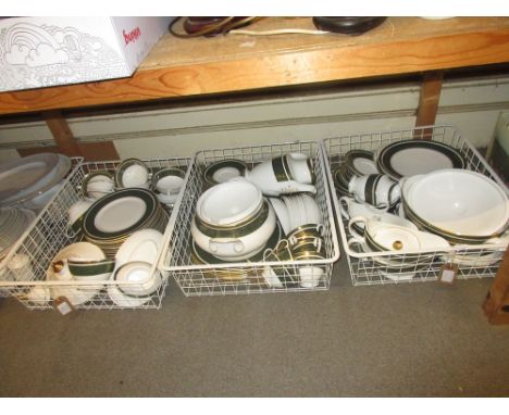 Large Royal Doulton Vanborough pattern dinner and tea service comprising:  tureens with covers, gravy boats, serving dishes, 