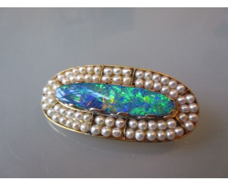 18ct Oval seed pearl and opal set brooch