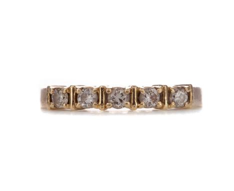 DIAMOND FIVE STONE RING,set with round brilliant cut diamonds totalling approximately 0.25 carats, in nine carat gold, size L