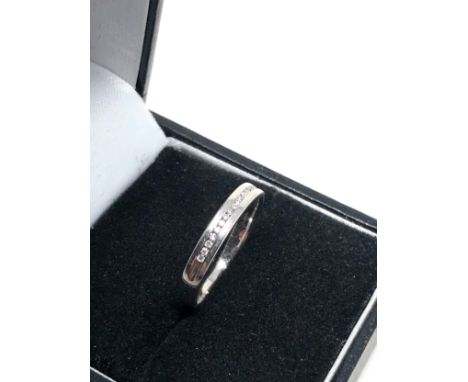 9ct white gold diamond ring weight 2.1g 